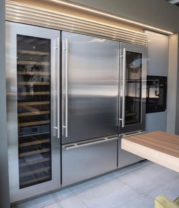 Fhiaba Integrierten Kühlschranks