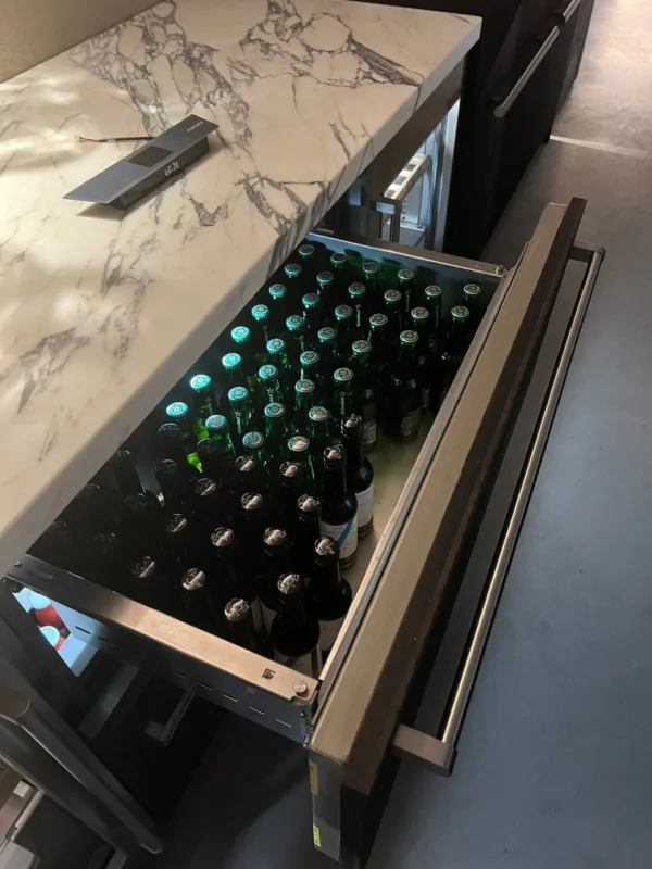 Fhiaba Getränke Kühler